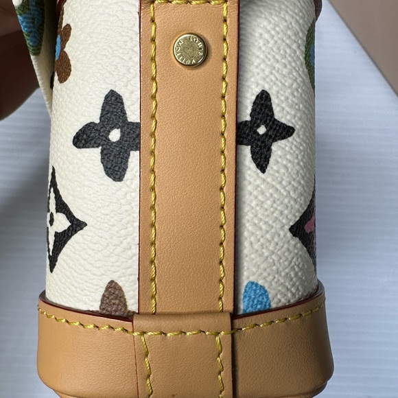 COPY - Louis Vuitton x Tyler The Creator wearable envelope wallet - Picture 6 of 8